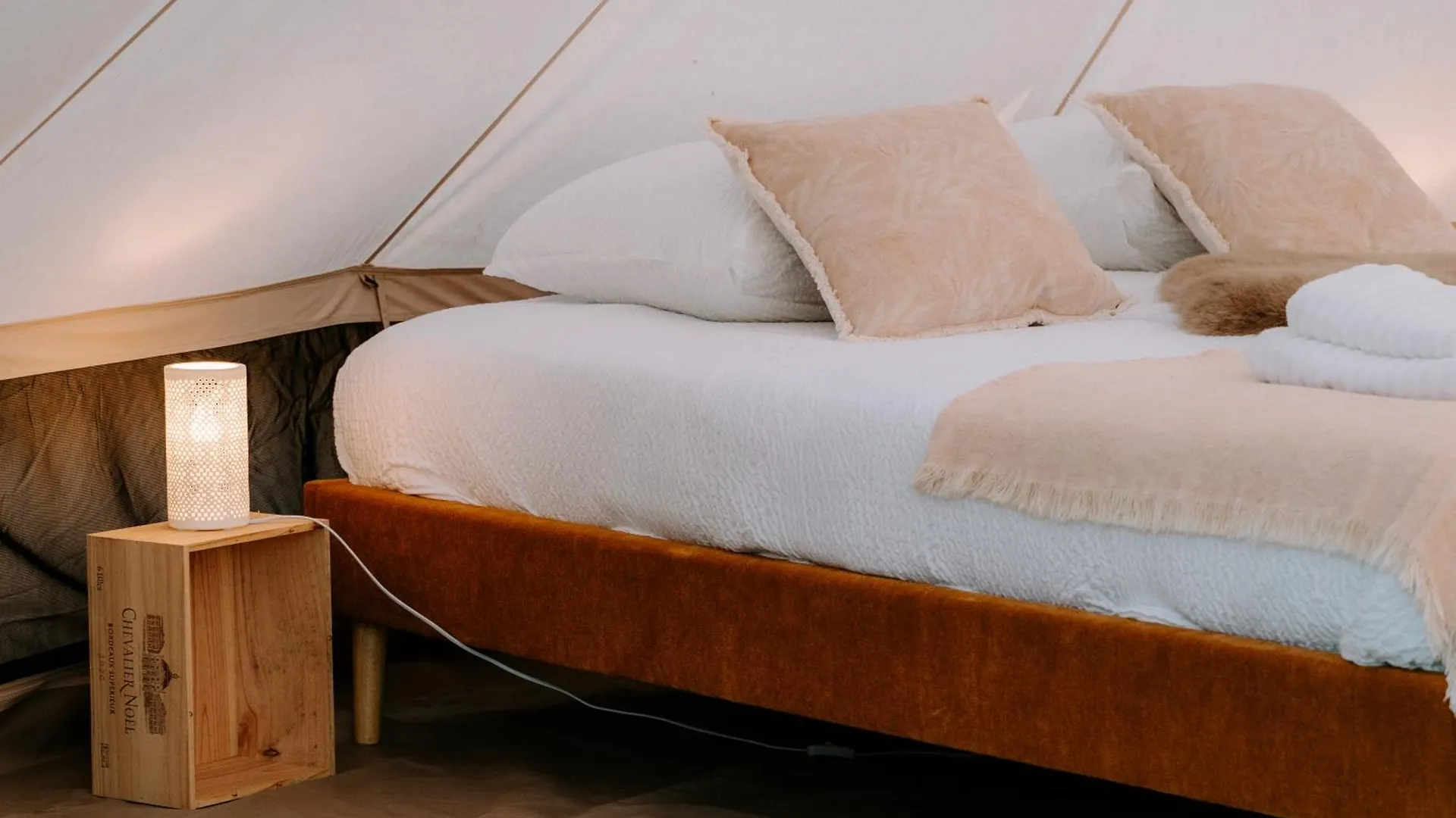 Luxury tent Glamping Boszee Hotel Middelkerke